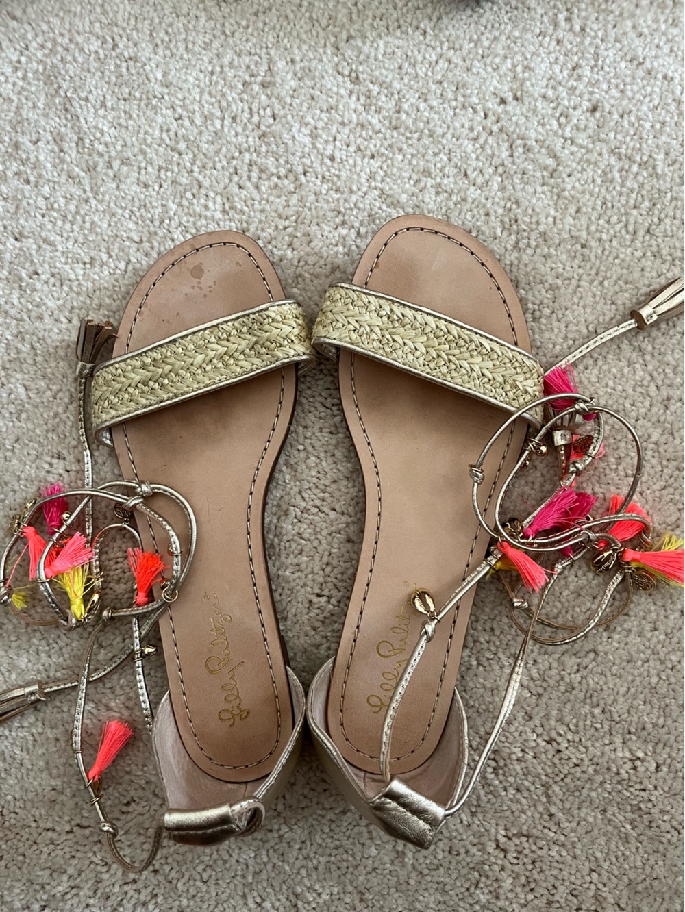 Lilly Pulitzer Gold Raffia Strap Sandals with Pink & Coral Tassels size 6.5